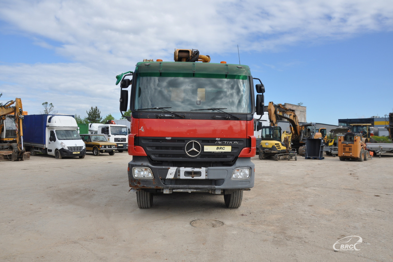 Mercedes-Benz 4144 - Camion malaxeur: photos 3 Mercedes-Benz 4144 - Camion malaxeur: photos 3