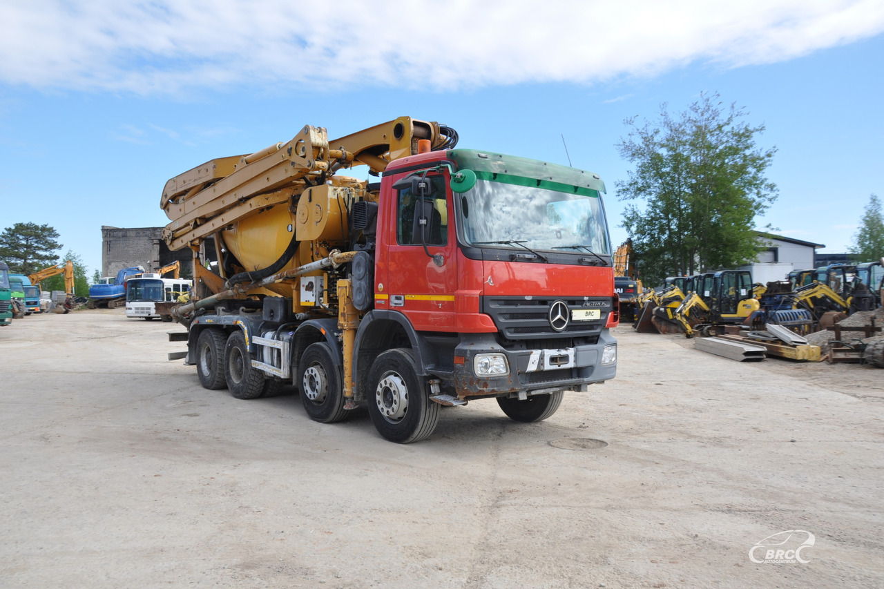 Mercedes-Benz 4144 - Camion malaxeur: photos 2 Mercedes-Benz 4144 - Camion malaxeur: photos 2
