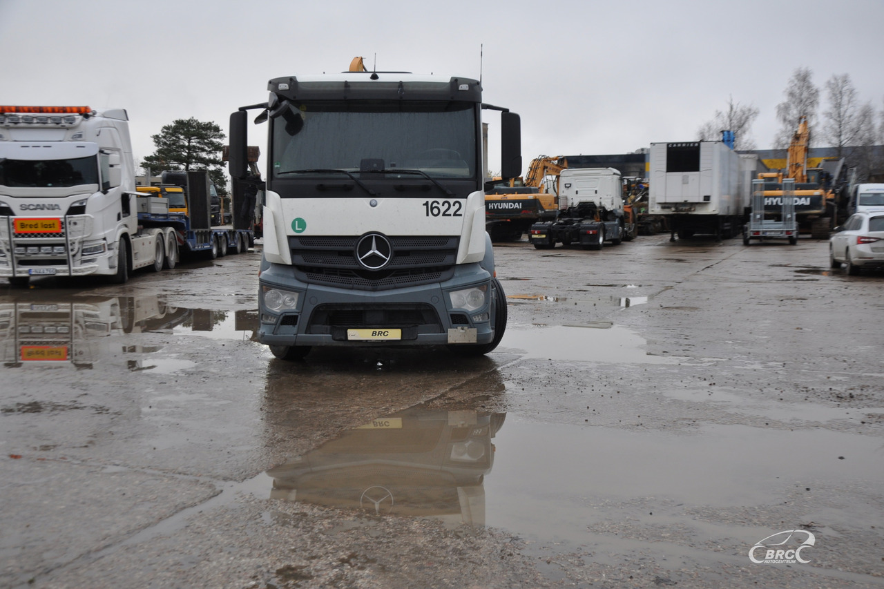 Mercedes-Benz Actros - Tracteur routier: photos 2 Mercedes-Benz Actros - Tracteur routier: photos 2