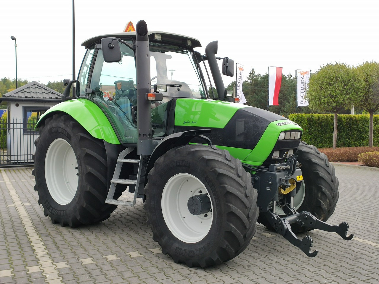 Deutz Fahr Agrotron M620 4x4 Przedni Tuz Wałek W.O.M Wyjścia do Przyczepy - Tracteur agricole: photos 2 Deutz Fahr Agrotron M620 4x4 Przedni Tuz Wałek W.O.M Wyjścia do Przyczepy - Tracteur agricole: photos 2