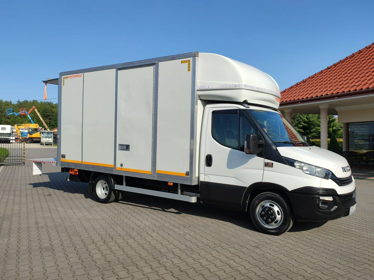 Iveco Daily 35C14 - Fourgon grand volume: photos 1 Iveco Daily 35C14 - Fourgon grand volume: photos 1