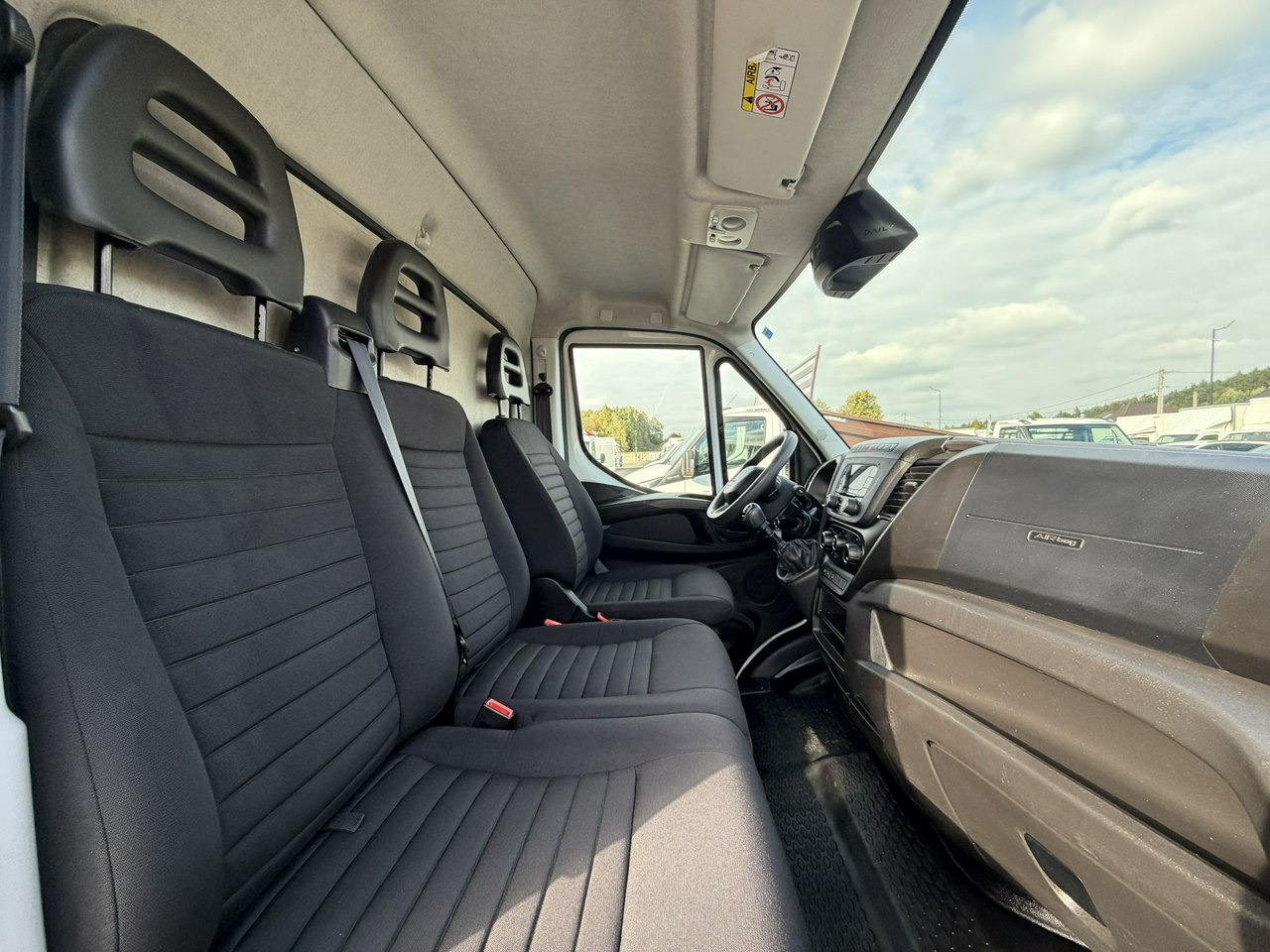Fourgon grand volume Iveco Daily 35C16 V: photos 28 Fourgon grand volume Iveco Daily 35C16 V: photos 28