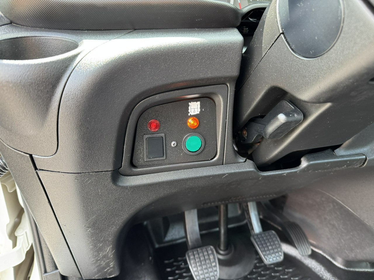 Camion avec nacelle Iveco Daily 35S14: photos 26