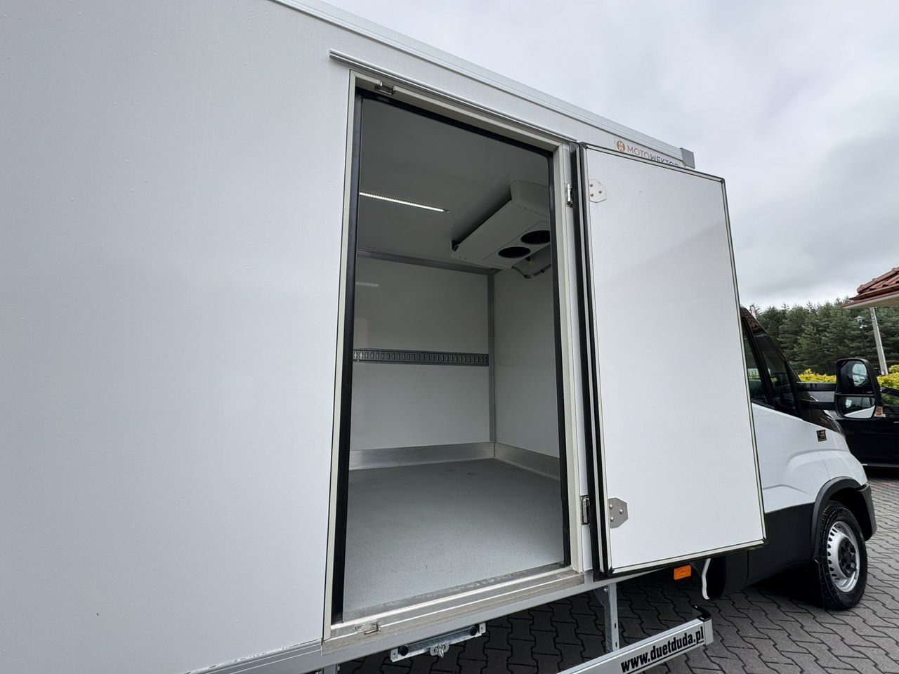 Utilitaire frigorifique Iveco Daily 35S16 V: photos 16