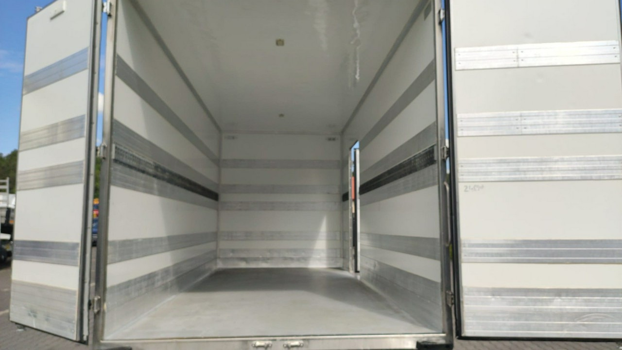Fourgon grand volume Iveco Daily 50C15 V: photos 28