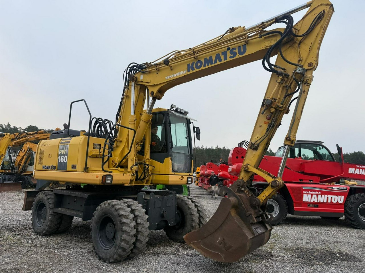 Komatsu PW160-7E0 Szybko Złącze Sprawna Stan Dobry - Pelle sur pneus: photos 2 Komatsu PW160-7E0 Szybko Złącze Sprawna Stan Dobry - Pelle sur pneus: photos 2