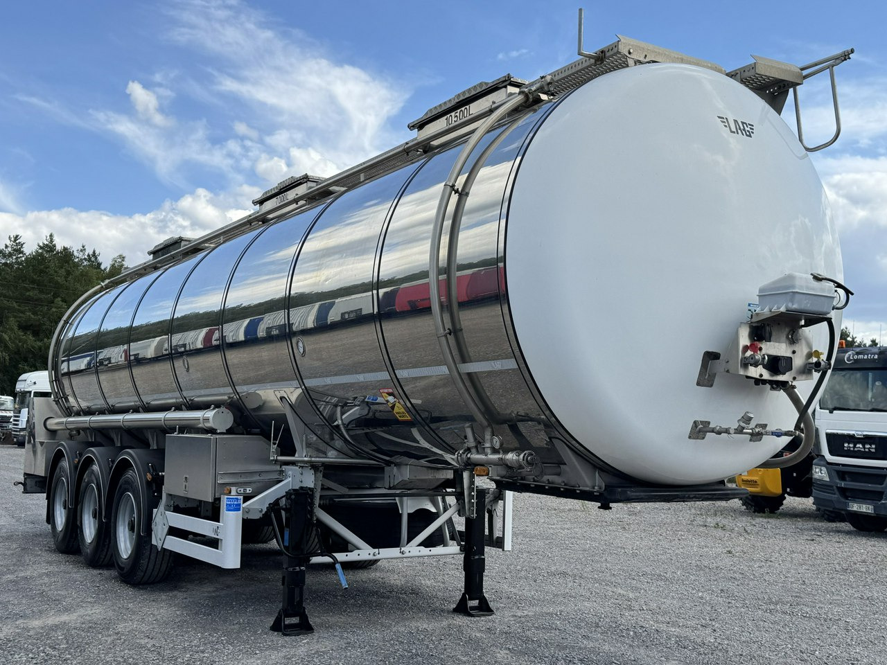 Lag Spożywcza Magyar Izolowana Webasto Pompa Elektryczna do Zrzutu - Semi-remorque citerne: photos 3 Lag Spożywcza Magyar Izolowana Webasto Pompa Elektryczna do Zrzutu - Semi-remorque citerne: photos 3