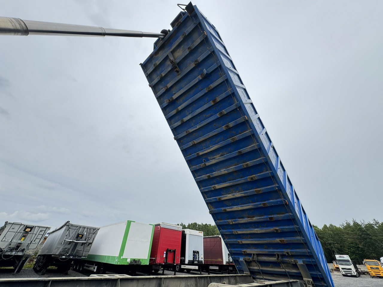 Ovibos Kargomil 35m STALOWA OKAZJA Stan Dobry !!! - Semi-remorque benne: photos 3 Ovibos Kargomil 35m STALOWA OKAZJA Stan Dobry !!! - Semi-remorque benne: photos 3