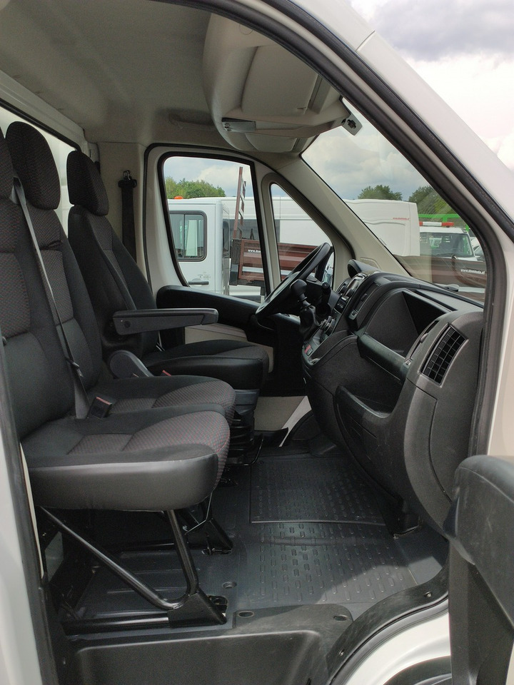 Utilitaire benne Peugeot Boxer: photos 26