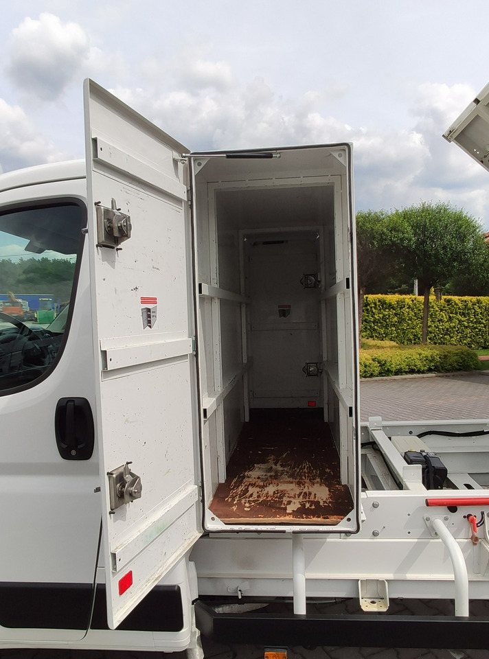 Utilitaire benne Peugeot Boxer: photos 14