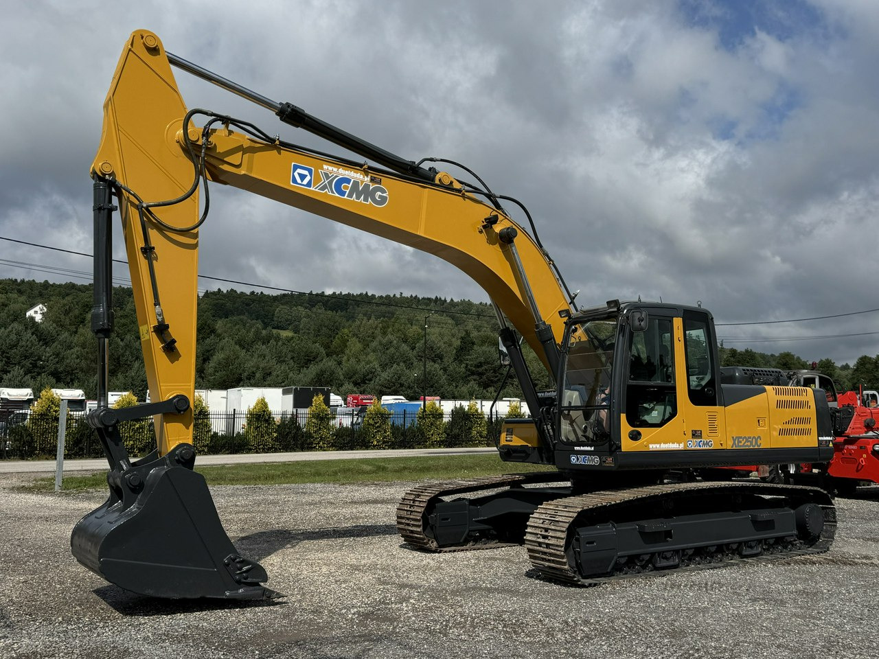 XCMG XE 250C 25ton Bez DPF i Adblue Stan Jak Nowy - Pelle sur chenille: photos 1 XCMG XE 250C 25ton Bez DPF i Adblue Stan Jak Nowy - Pelle sur chenille: photos 1