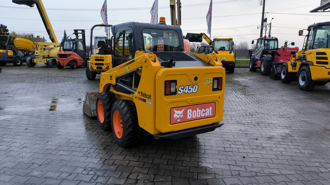 BOBCAT S450 - Mini chargeuse: photos 4 BOBCAT S450 - Mini chargeuse: photos 4