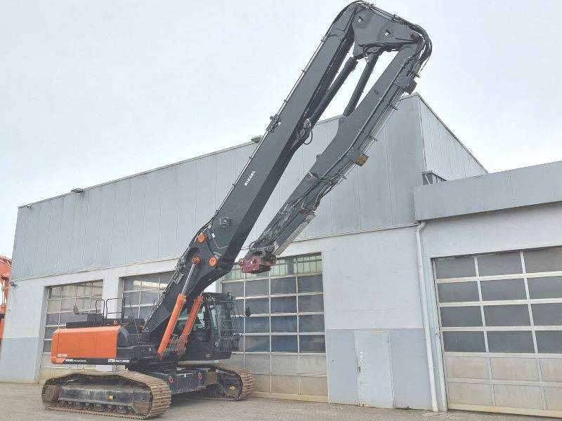 Hitachi KTEG KMC 380 S-6 - Pelle de démolition: photos 4 Hitachi KTEG KMC 380 S-6 - Pelle de démolition: photos 4