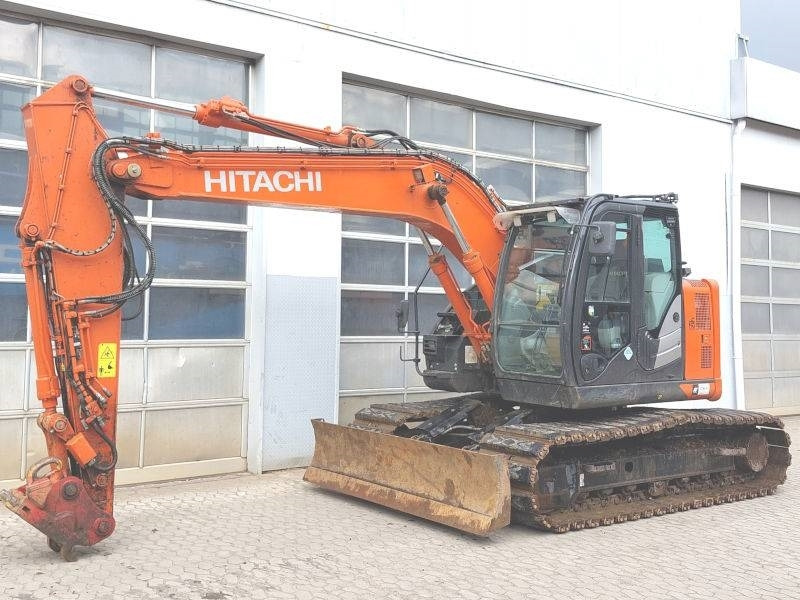 Hitachi ZX 135 US-6 - Pelle sur chenille: photos 2 Hitachi ZX 135 US-6 - Pelle sur chenille: photos 2