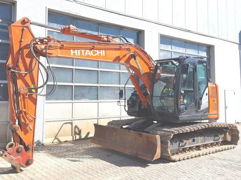 Hitachi ZX 135 US-6 - Pelle sur chenille: photos 2 Hitachi ZX 135 US-6 - Pelle sur chenille: photos 2