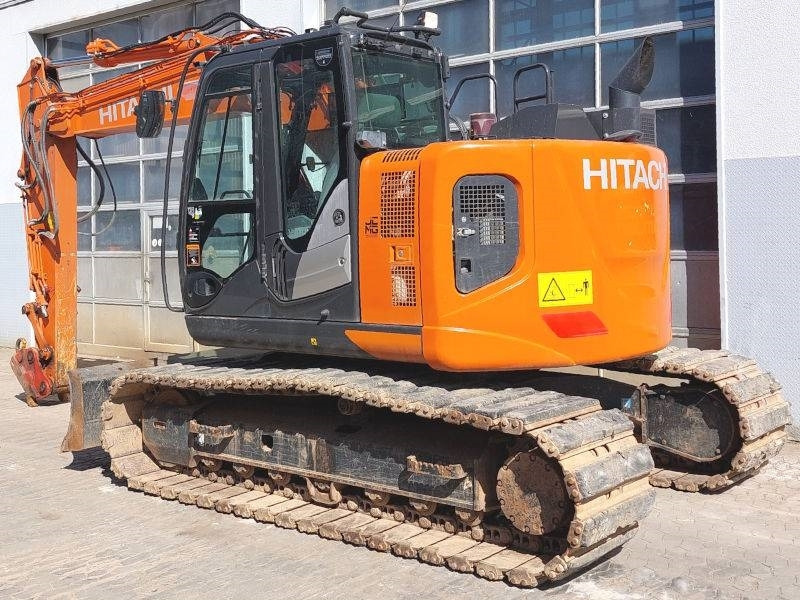 Hitachi ZX 135 US-6 - Pelle sur chenille: photos 3 Hitachi ZX 135 US-6 - Pelle sur chenille: photos 3
