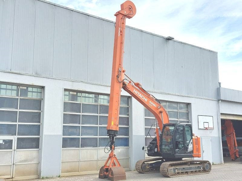 Hitachi ZX 135 US-6 Teledipper - Pelle sur chenille: photos 2 Hitachi ZX 135 US-6 Teledipper - Pelle sur chenille: photos 2