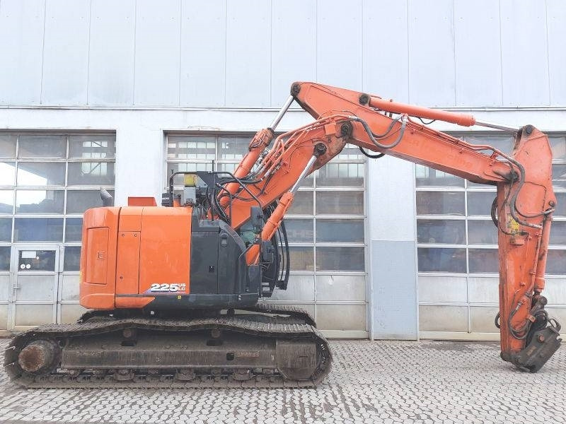 Hitachi ZX 225 US LC-6 - Pelle sur chenille: photos 5 Hitachi ZX 225 US LC-6 - Pelle sur chenille: photos 5