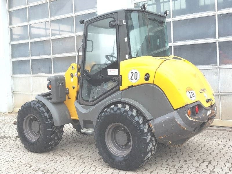 Mecalac AX 1000 - Mini chargeuse: photos 3 Mecalac AX 1000 - Mini chargeuse: photos 3