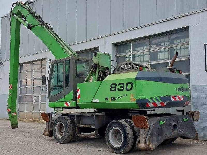 Sennebogen 830 - Pelle de manutention: photos 3 Sennebogen 830 - Pelle de manutention: photos 3