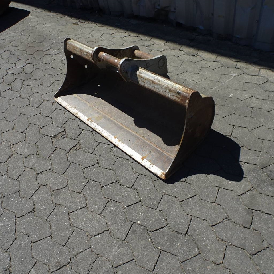 Winkelbauer Grabenräumlöffel starr 1200mm - Godet pour pelle: photos 3 Winkelbauer Grabenräumlöffel starr 1200mm - Godet pour pelle: photos 3