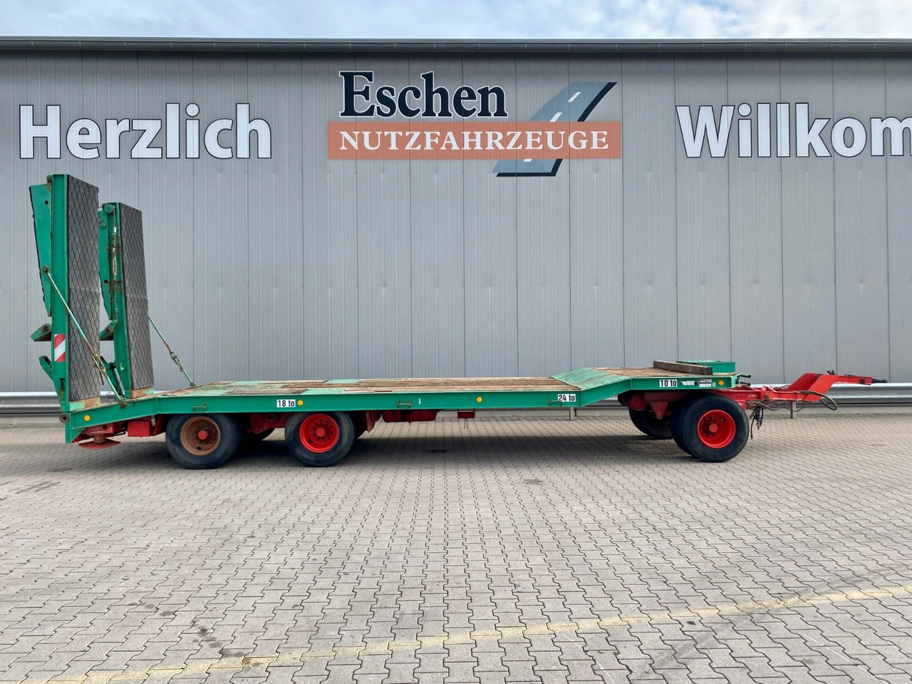 Goldhofer TU3-24/80 Tieflader*Wechselzugauge*Trommelbremse - Remorque porte-engin surbaissée: photos 5 Goldhofer TU3-24/80 Tieflader*Wechselzugauge*Trommelbremse - Remorque porte-engin surbaissée: photos 5