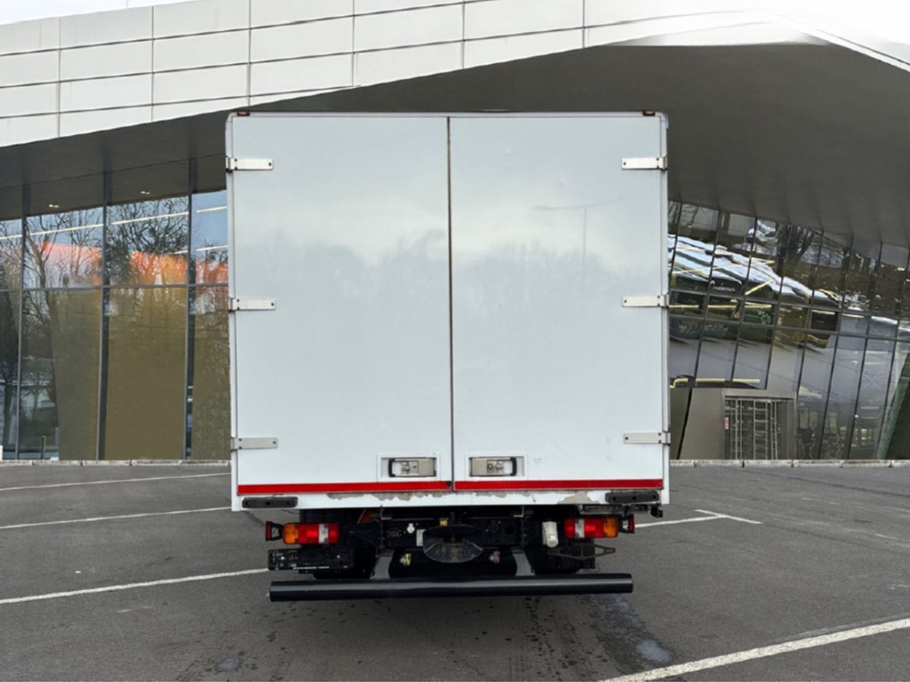 MAN TGL 8.220 4x2 BL - Camion fourgon: photos 4 MAN TGL 8.220 4x2 BL - Camion fourgon: photos 4