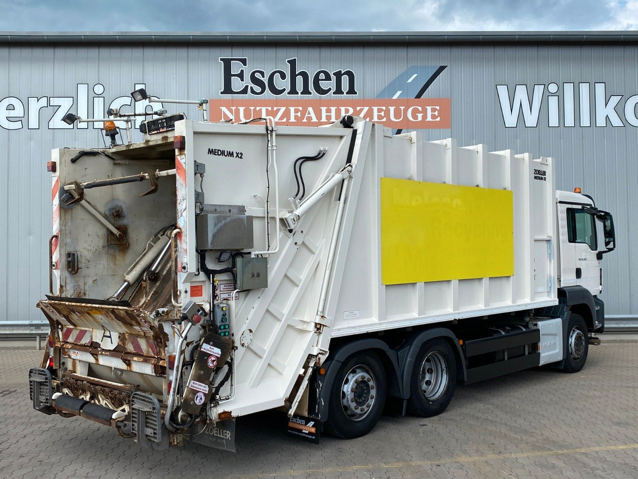 MAN TGS 26.320 6x2-4 | Zöller Medium X2EC24*3x Sitze - Benne à ordures ménagères: photos 5 MAN TGS 26.320 6x2-4 | Zöller Medium X2EC24*3x Sitze - Benne à ordures ménagères: photos 5
