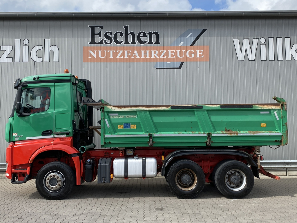 Mercedes-Benz 2652 K Arocs 6x4 - Camion benne: photos 3 Mercedes-Benz 2652 K Arocs 6x4 - Camion benne: photos 3