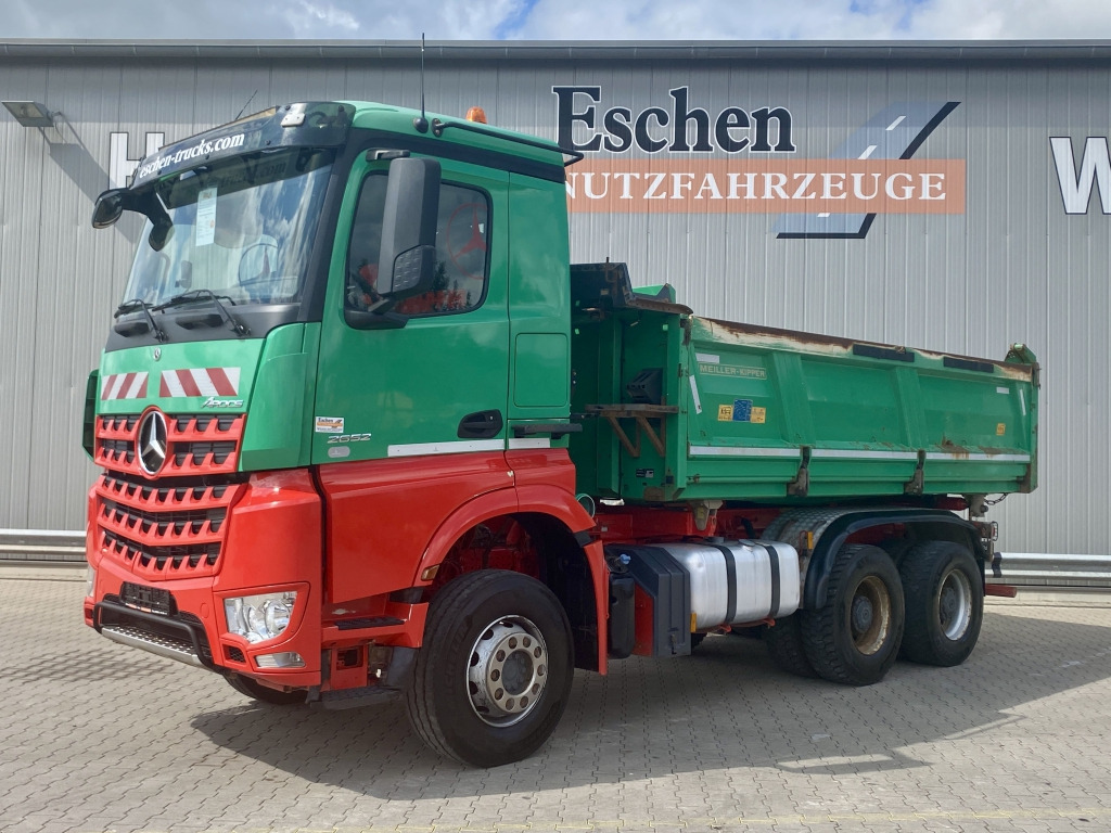Mercedes-Benz 2652 K Arocs 6x4 - Camion benne: photos 2 Mercedes-Benz 2652 K Arocs 6x4 - Camion benne: photos 2