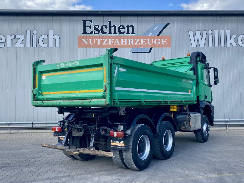 Mercedes-Benz 3345 / 6x6 — crédit-bail Mercedes-Benz 3345 / 6x6: photos 6