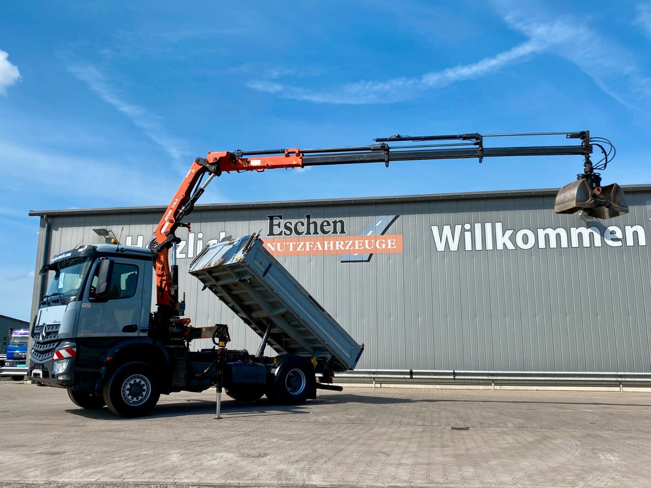 Mercedes-Benz Arocs 1843 HAD 4x4 | Atlas 116.3-A3*5+6.Kreis - Camion benne, Camion grue: photos 2 Mercedes-Benz Arocs 1843 HAD 4x4 | Atlas 116.3-A3*5+6.Kreis - Camion benne, Camion grue: photos 2