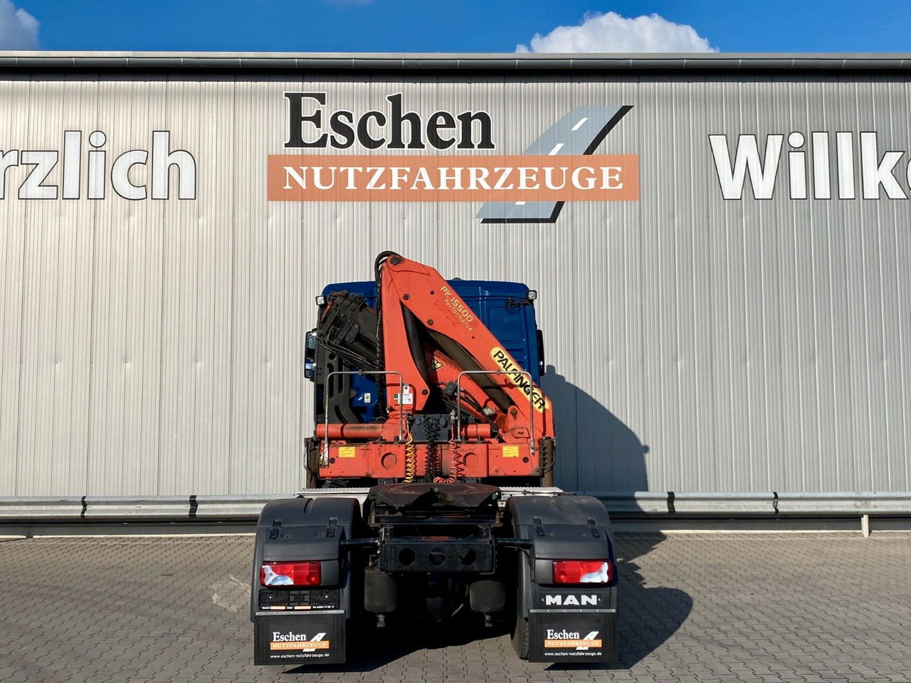 MAN TGX 18.400 | Palfinger PK 15500*FUNK*Navi*AC - Tracteur routier: photos 4 MAN TGX 18.400 | Palfinger PK 15500*FUNK*Navi*AC - Tracteur routier: photos 4
