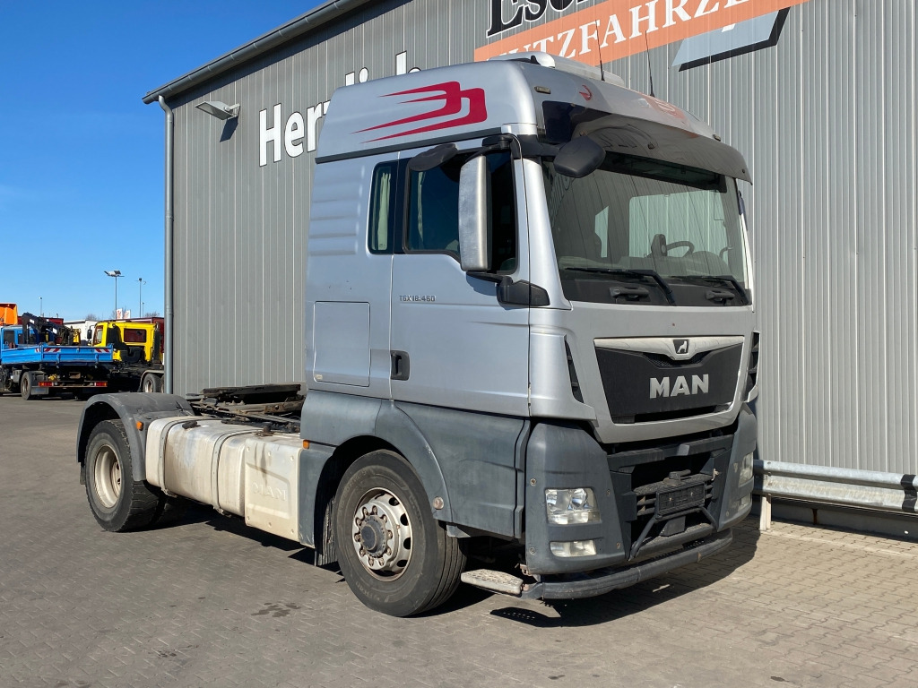 MAN TGX 18.460 4x4 H BLS / Motorschaden - Tracteur routier: photos 2 MAN TGX 18.460 4x4 H BLS / Motorschaden - Tracteur routier: photos 2