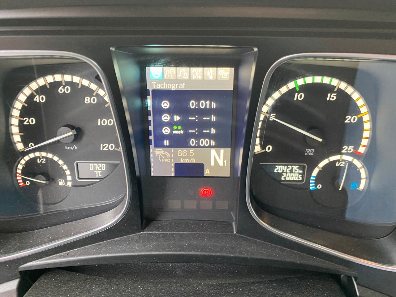 Mercedes-Benz Actros 1836 | Brems&Spur-Assistent*Klima*1.Hand - Tracteur routier: photos 5 Mercedes-Benz Actros 1836 | Brems&Spur-Assistent*Klima*1.Hand - Tracteur routier: photos 5