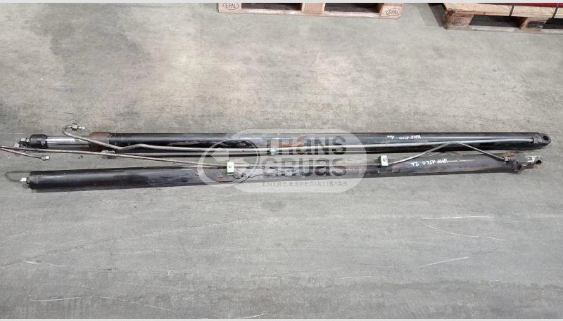 Grúa HMF 1563 K2 solo para recambios - Grue auxiliaire pour Camion: photos 3 Grúa HMF 1563 K2 solo para recambios - Grue auxiliaire pour Camion: photos 3