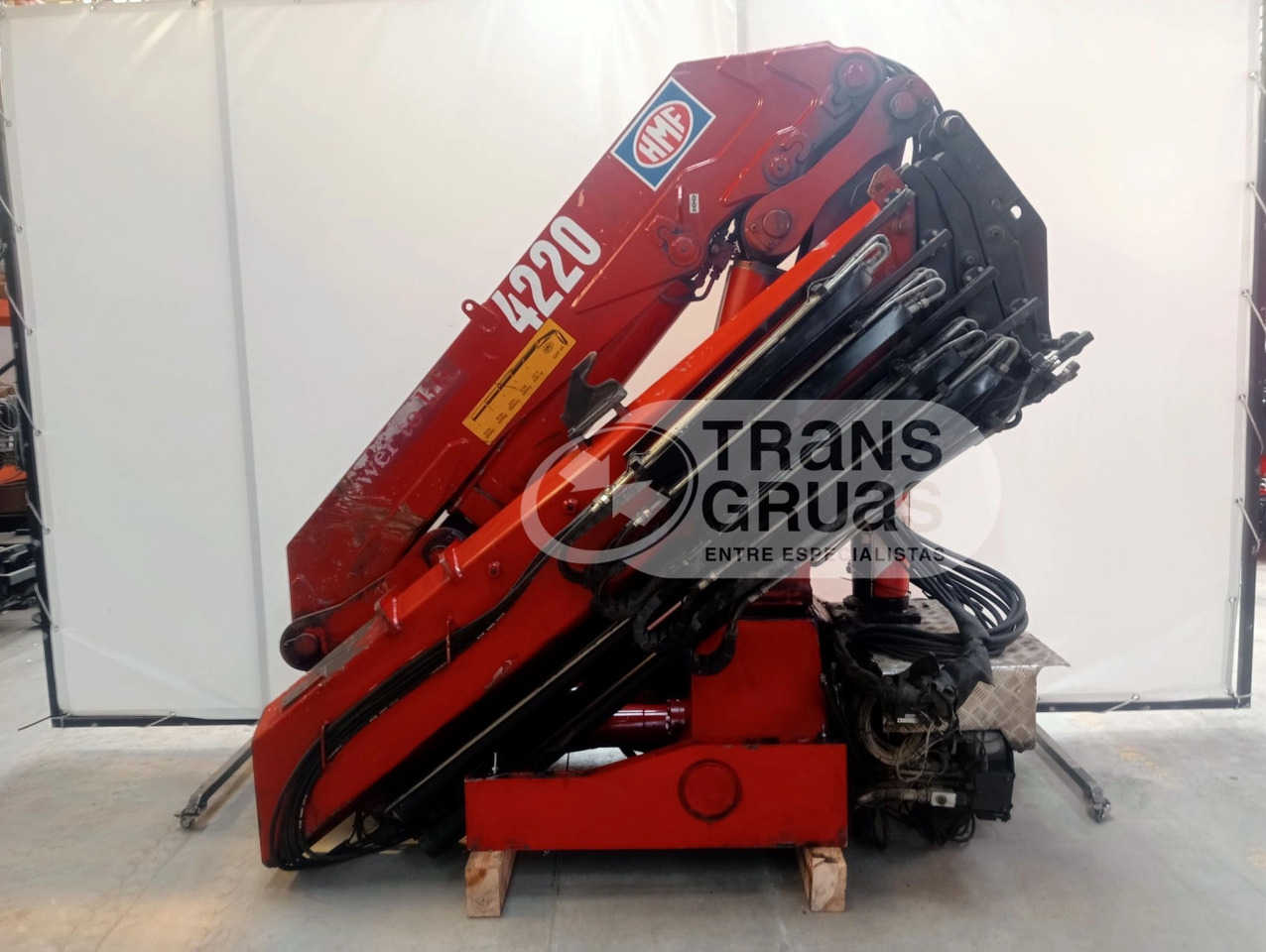 Grúa HMF 4220 K4 - Grue auxiliaire pour Camion: photos 1 Grúa HMF 4220 K4 - Grue auxiliaire pour Camion: photos 1