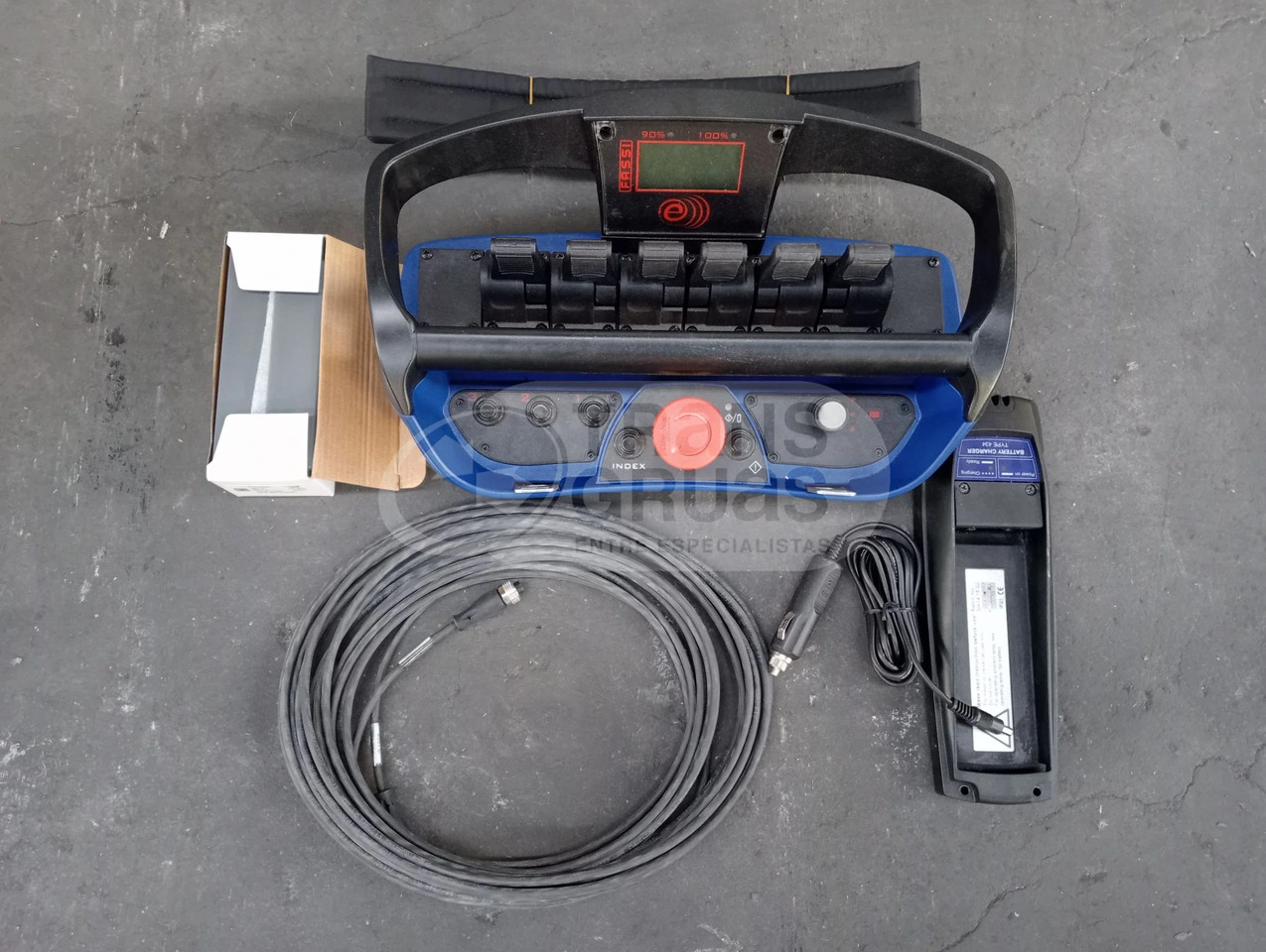 Grúa hidráulica Fassi F215AC.2.24 - Grue auxiliaire: photos 3 Grúa hidráulica Fassi F215AC.2.24 - Grue auxiliaire: photos 3