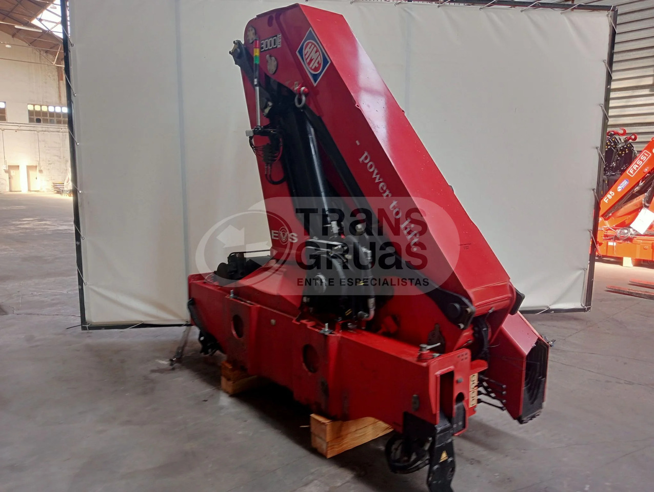 Grúa hidráulica HMF 3000 K6 - Grue auxiliaire: photos 3 Grúa hidráulica HMF 3000 K6 - Grue auxiliaire: photos 3