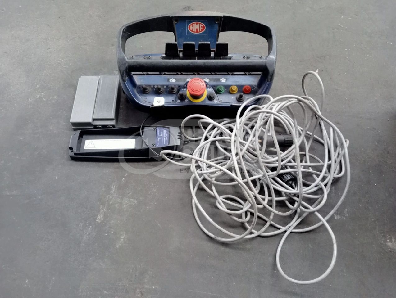 Grúa hidráulica HMF 3000 K6 - Grue auxiliaire: photos 5 Grúa hidráulica HMF 3000 K6 - Grue auxiliaire: photos 5