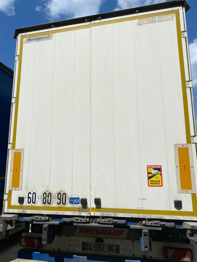 Fruehauf - Semi-remorque rideaux coulissants: photos 3 Fruehauf - Semi-remorque rideaux coulissants: photos 3
