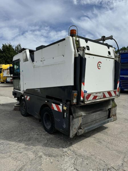 Schmidt Clingo 400 - Balayeuse de voirie: photos 4 Schmidt Clingo 400 - Balayeuse de voirie: photos 4