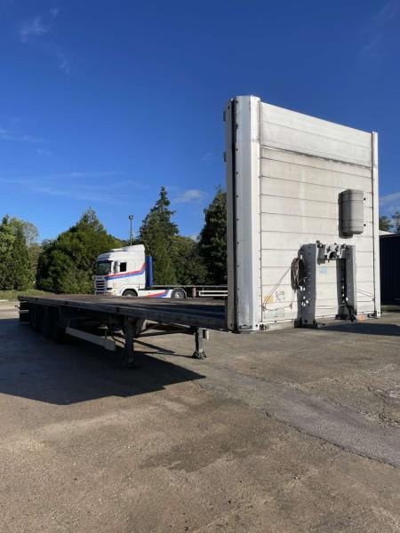 Schmitz Cargobull - Semi-remorque plateau: photos 5 Schmitz Cargobull - Semi-remorque plateau: photos 5