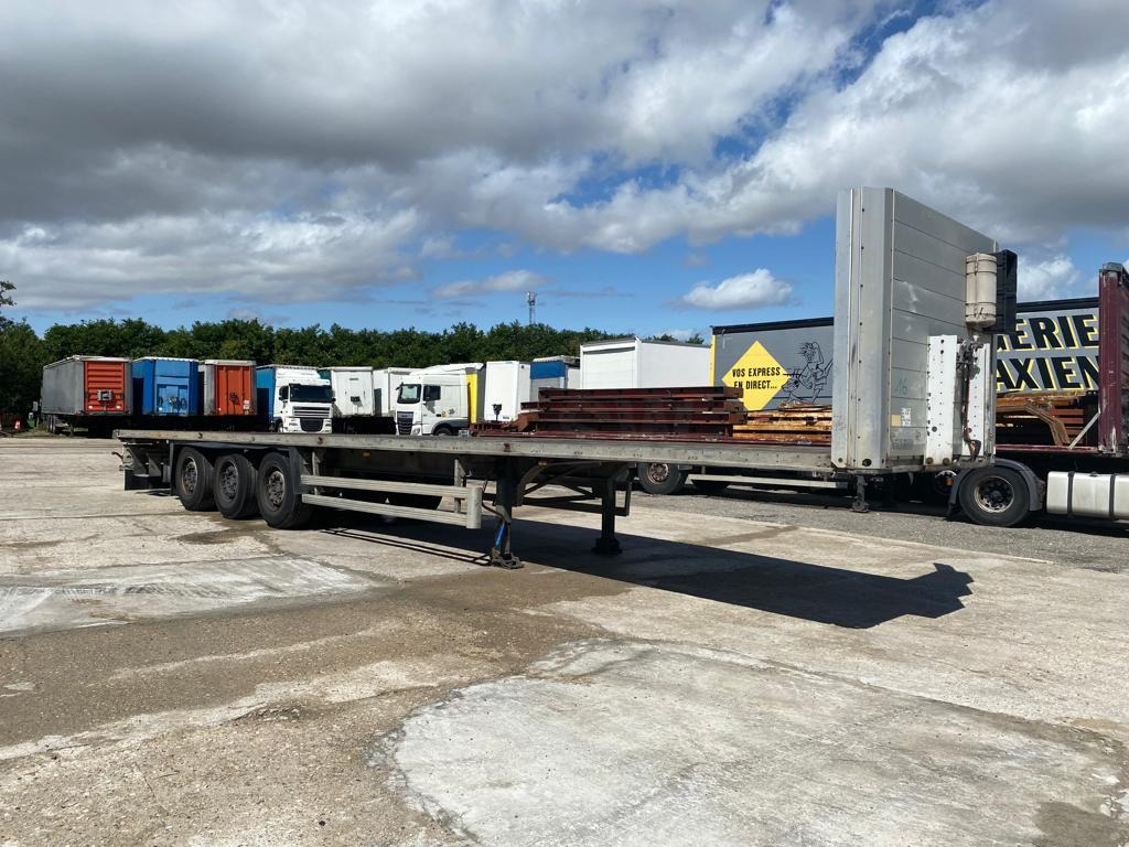 Schmitz Cargobull - Semi-remorque plateau: photos 2 Schmitz Cargobull - Semi-remorque plateau: photos 2