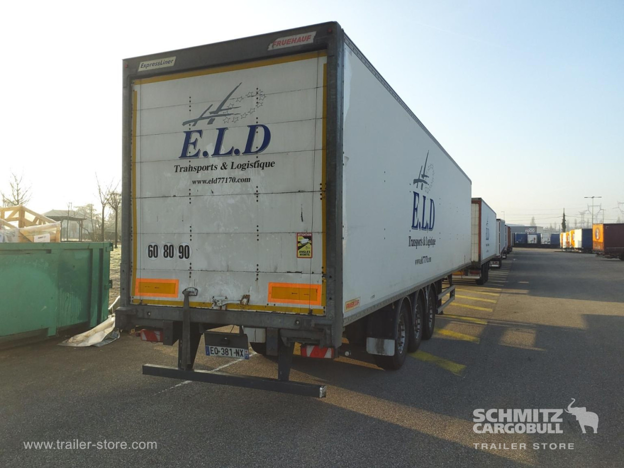 FRUEHAUF Dryfreight Standard Roller shutter door - Semi-remorque fourgon: photos 5 FRUEHAUF Dryfreight Standard Roller shutter door - Semi-remorque fourgon: photos 5