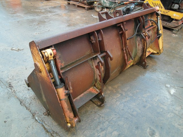 Case 580 - Godet pour chargeur: photos 4 Case 580 - Godet pour chargeur: photos 4