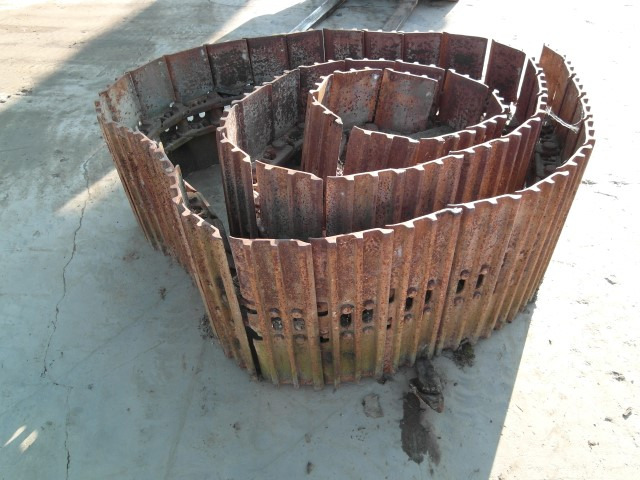 Liebherr R 912 - Chenille pour Engins de chantier: photos 2 Liebherr R 912 - Chenille pour Engins de chantier: photos 2