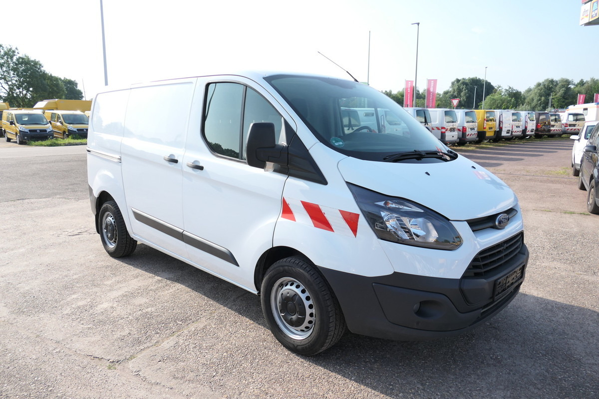 FORD Transit Custom 290 2.0 TDCi KLIMA WERKSTATTEINBA - Fourgonnette: photos 3 FORD Transit Custom 290 2.0 TDCi KLIMA WERKSTATTEINBA - Fourgonnette: photos 3