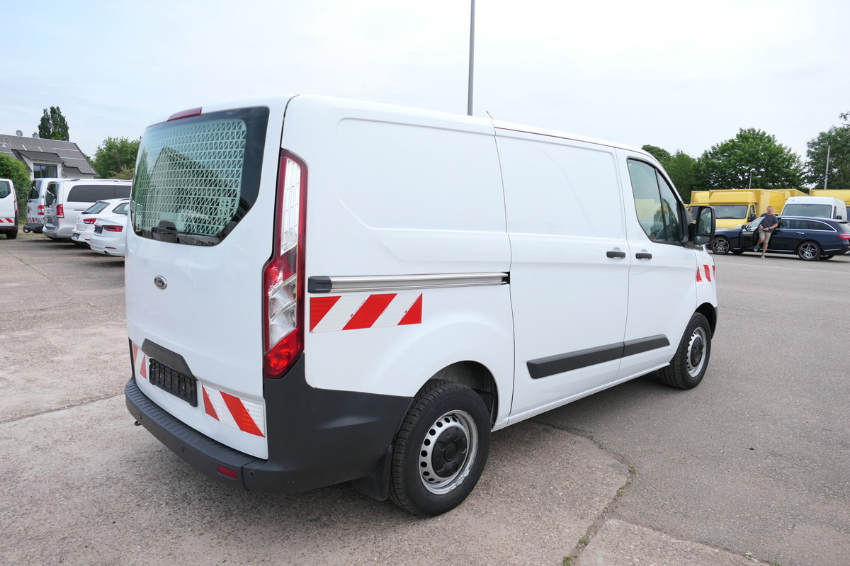 FORD Transit Custom 290 2.0 TDCi KLIMA WERKSTATTEINBA - Fourgonnette: photos 4 FORD Transit Custom 290 2.0 TDCi KLIMA WERKSTATTEINBA - Fourgonnette: photos 4