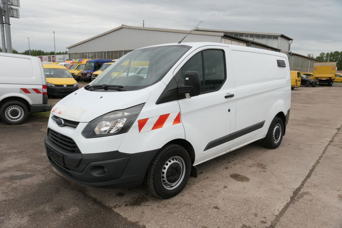 FORD Transit Custom 290 2.0 TDCi KLIMA WERKSTATTEINBA - Fourgonnette: photos 2 FORD Transit Custom 290 2.0 TDCi KLIMA WERKSTATTEINBA - Fourgonnette: photos 2